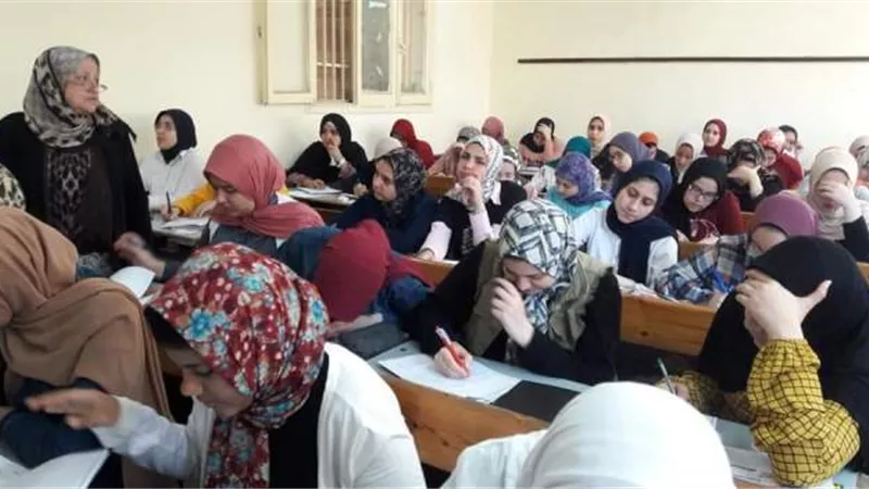 سقوط سيستم امتحان اخر العام لاولى ثانوى بالبحيرة وتأخر الامتحان ساعة واستكماله بورق مطبوع