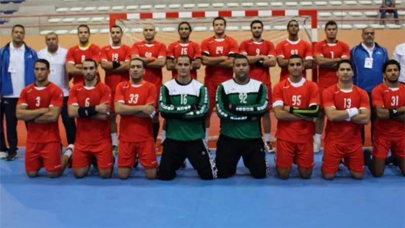 يد رجال الاهلى فى معسكر مغلق استعدادا لسبورتنج
