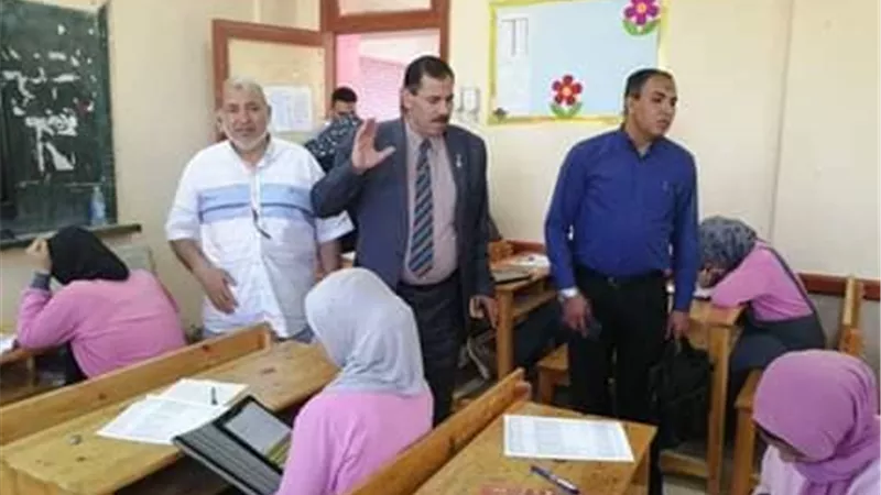 أخر كلام.. امتحان أولى ثانوي في الإسماعيلية ورقي لسقوط السيستم