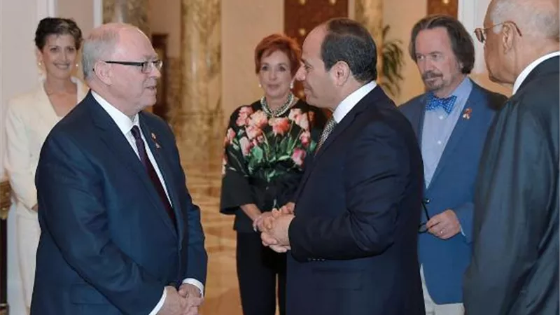الرئيس يؤكد على الدور الكندي الداعم لعملية التنمية الاقتصادية بمصر