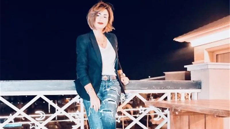 منة فضالي تشعل تويتر بأحدث جلسة تصوير