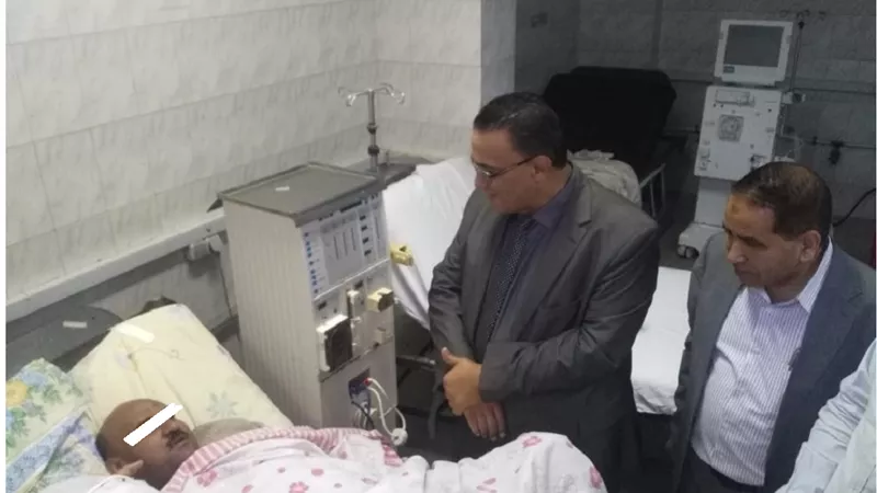 وكيل صحة قنا يفاجئ مستشفى فرشوط المركزى
