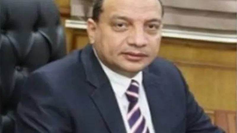 ٧٠٠ جنية مكافأة للعاملين بجامعة بنى سويف بمناسبة العيد
