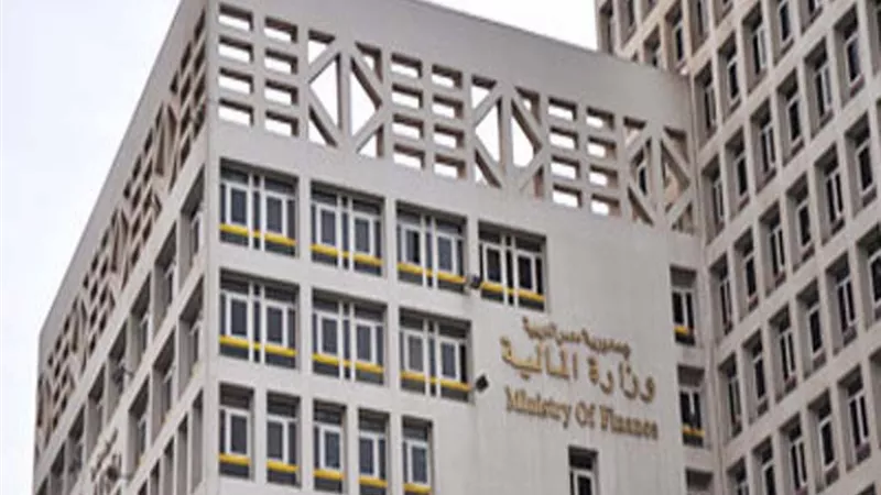الحكومة تحصل 27.7 مليار جنيه ضرائب على الخدمات في 9 أشهر