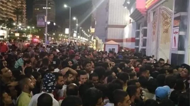 وقف عملية بيع تذاكر مباراة الزمالك ونهضة بركان بسبب المران