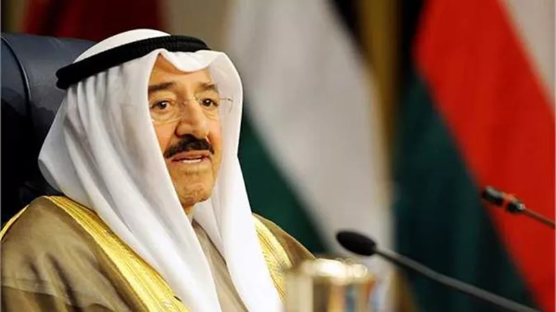 أمير الكويت: المنطقة تعيش ظروف بالغة الخطورة
