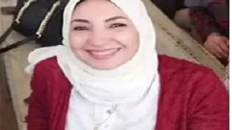 لمياء عبد المطلب قائما بأعمال أمين عام جامعة الزقازيق