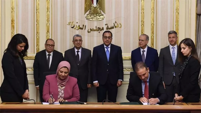 رئيس الوزراء يشهد اتفاقا للربط الكهربائي بين مصر وقبرص واليونان
