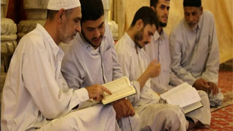 هل مشاهدة المسلسلات في نهار رمضان تفسد الصوم؟