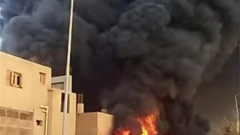 مصرع ثلاثة أشخاص في حريق بأحد المصانع بمدينة السادات