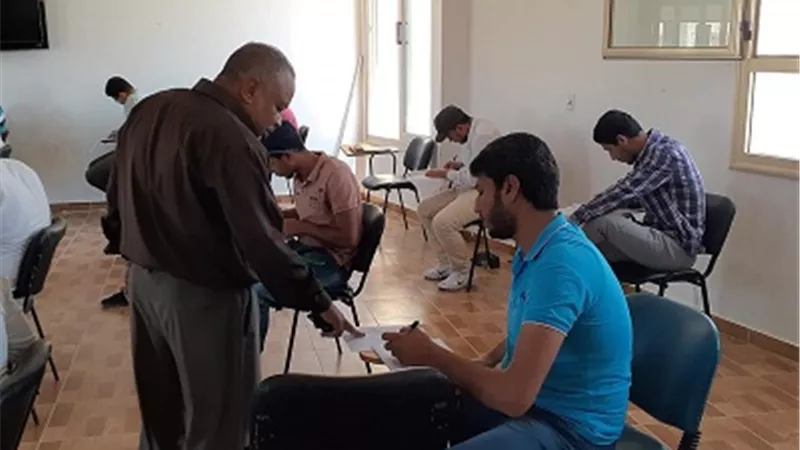 طلاب العلوم الازهرية بطور سيناء يواصلون امتحانات نهاية العام