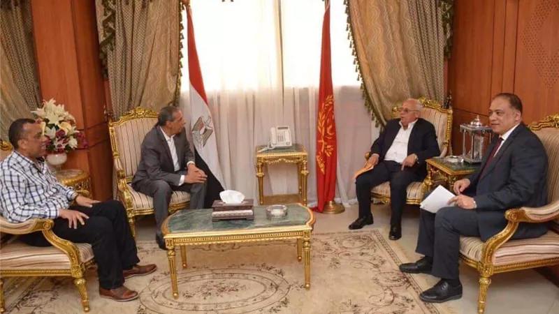 محافظ بورسعيد يستقبل عميد كلية التربية