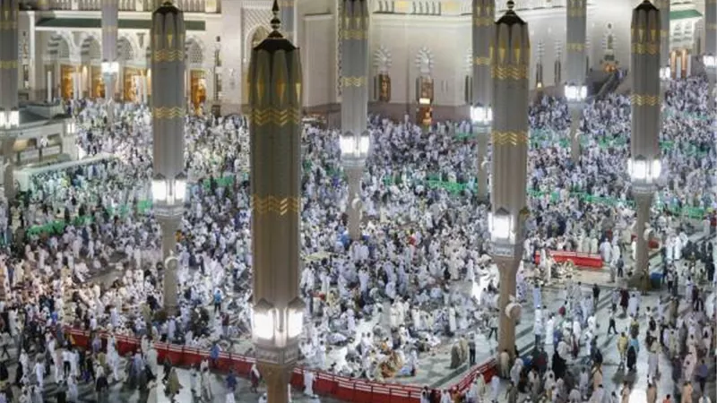 3 ملايين و200 ألف صلوا «التراويح» في المسجد النبوي في النصف الأول من رمضان