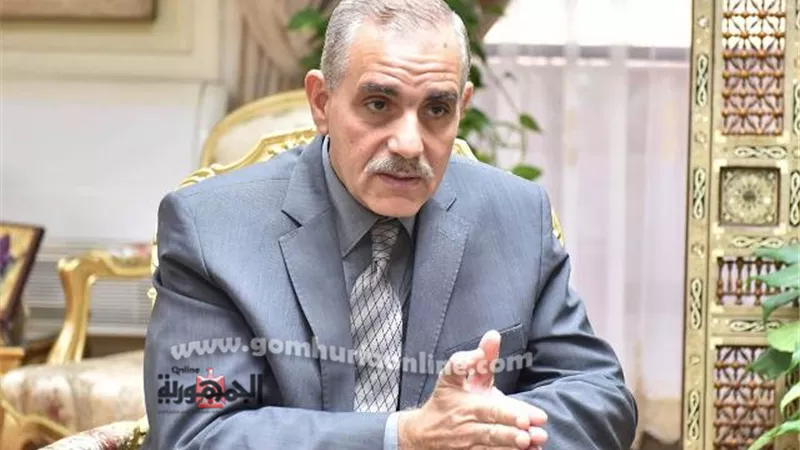 ضبط 18 مخالفة تموينية بديروط ورفع 65 طن مخلفات بحملات النظافة بأسيوط