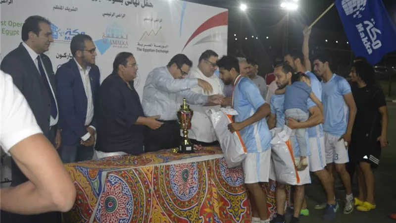 رئيس هيئة الاستثمار يسلم جوائز بطولة الميزان الاقتصادي