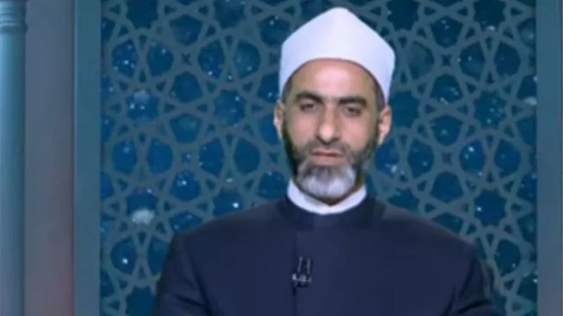 ما حكم التبرع بالدم؟.. الشيخ السيد عبدالباري يجيب