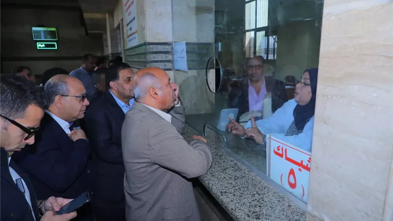 إلغاء كافة تصاريح السفر المجانية للعاملين بالسكك الحديدية