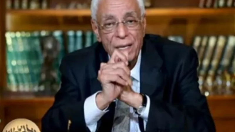 حسام موافي: ارتفاع كرات الدم البيضاء مؤشر الإصابة بالسرطان.. فيديو