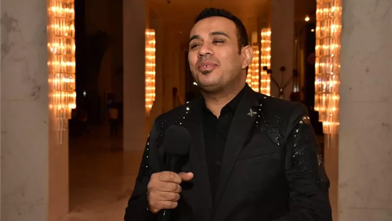 الليثي يشعل خيمة فى القاهرة الجديدة بحفل كامل العدد .. صور