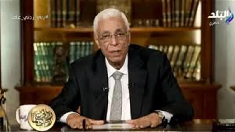 حسام موافي للمرضى: لا تقلقوا من زيادة سرعة الترسيب .. فيديو