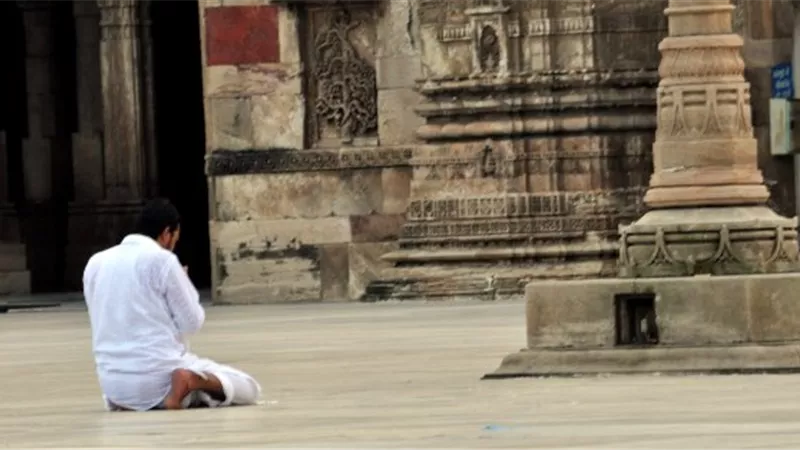 ما المدة المحددة للاعتكاف؟