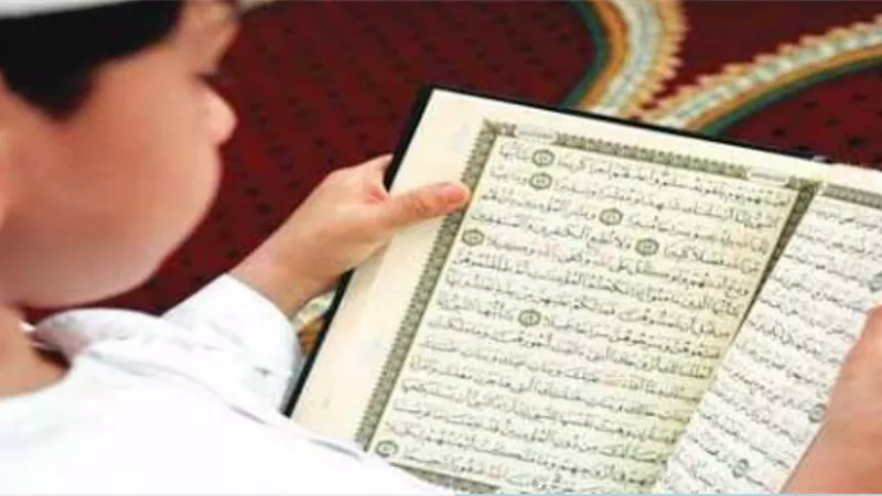 امناء ومستثمرى العاشر يكرمون حفظة القرآن الكريم