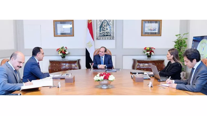 الرئيس السيسي للحكومة: تسهيل وتبسيط الاجراءات أمام المستثمرين في مختلف القطاعات