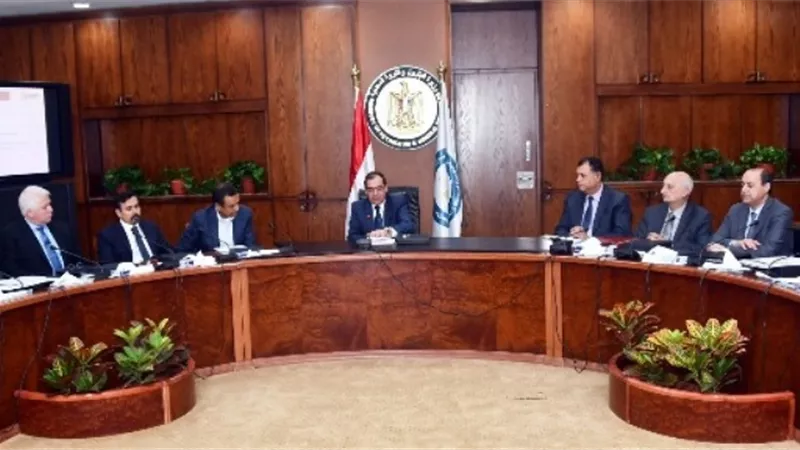 وزير البترول: معرض 