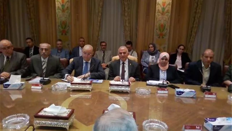 ٤ وزراء يبحثون إقامة محطات معالجة وتحلية المياه بنظام (ZLD)