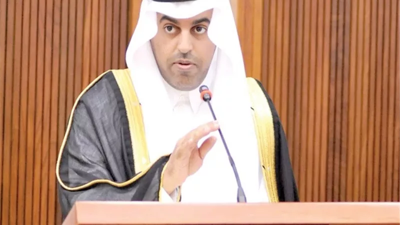 رئيس البرلمان العربي: الملك سلمان يتصدي للأخطار المُحدِقة بالعالم العربي