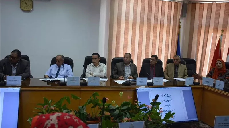 300 جنيه مكافأة للعاملين بجامعة بورسعيد بمناسبة عيد الفطر المبارك