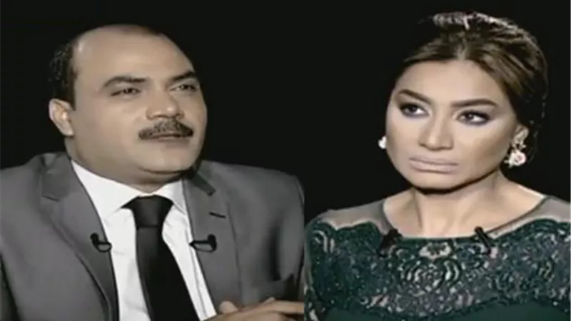 محمد الباز يشيد بمقدمة برنامج 
