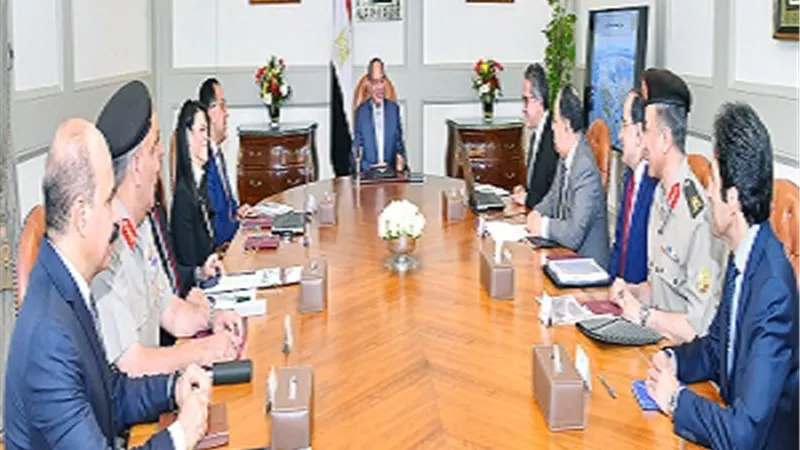 الرئيس يؤكد على إبراز عظمة وتفرد الخضارة المصرية بالمتحف المصرى الكبير