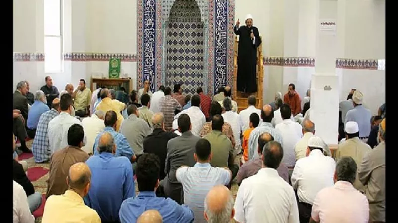خطبة الجمعة شُرعت لكي يستمع إليها المصلون لتكون زادًا روحيًا أسبوعيًا
