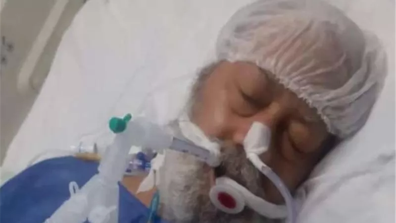 الفنان محمد نجم فى غيبوبة .. صورة