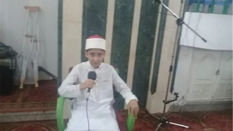 أنس أيمن: منبر الرسول مسئولية كبيرة والشعراوي مثلي الأعلي