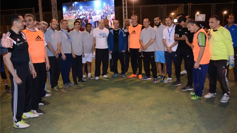 وزير الطيران المدنى يتفقد ملعب نادى ايروسبورت استعدادا لإستقبال تدربيات منتخب جنوب افريقيا