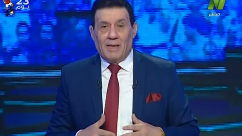 مدحت شلبى يهاجم الأهلى بسبب التهديد بالإنسحاب من الدورى.. فيديو