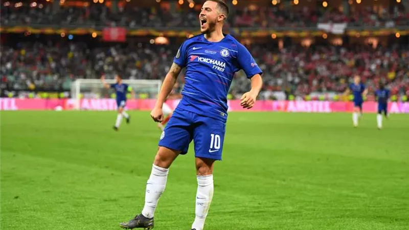 هازارد يفجر مفاجأة بوداع تشيلسي بعد الفوز بالدورى الأوربى