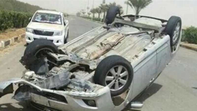 مصرع طفلة واصابة ٧ في انقلاب سيارة اجرة
