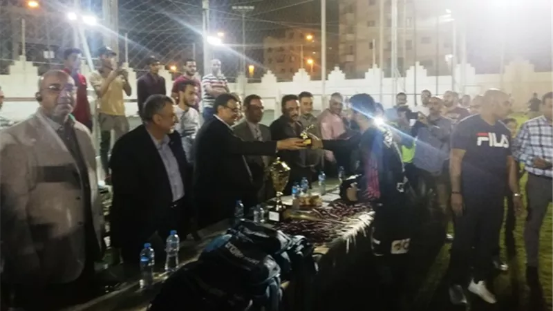 مندور وناجد يشاركان فى ختام البطولة الرمضانية بمركز شباب بدر.. بالفيديو والصور