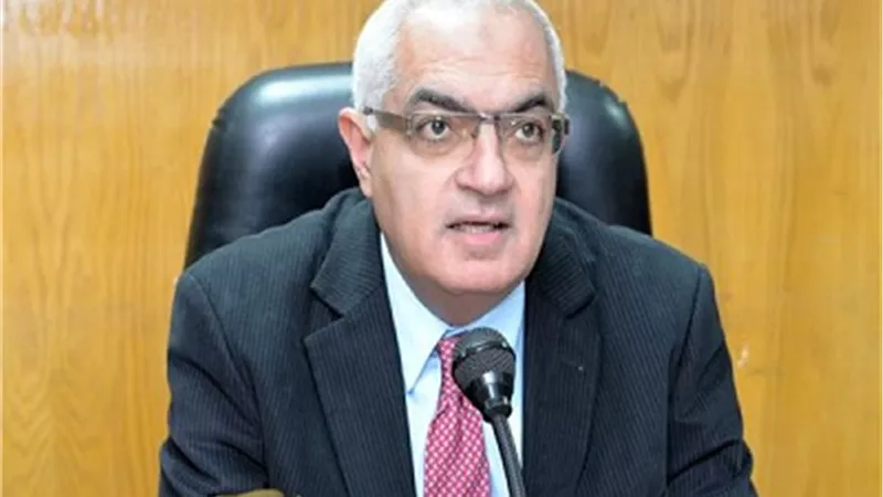 التحقيق مع مدرس باداب المنصورة لمنعه طالبة من دخول الحمام