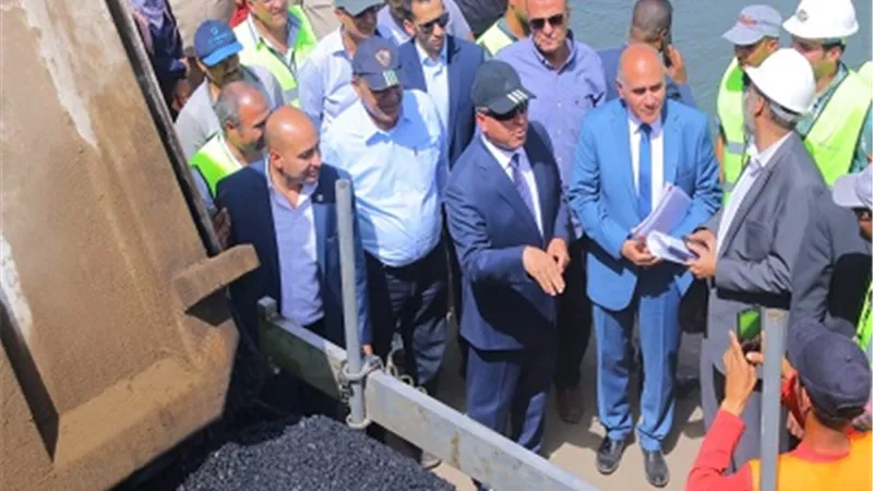 وزير النقل يتفقد أعمال تطوير ورفع كفاءة طريق بنها /المنصورة