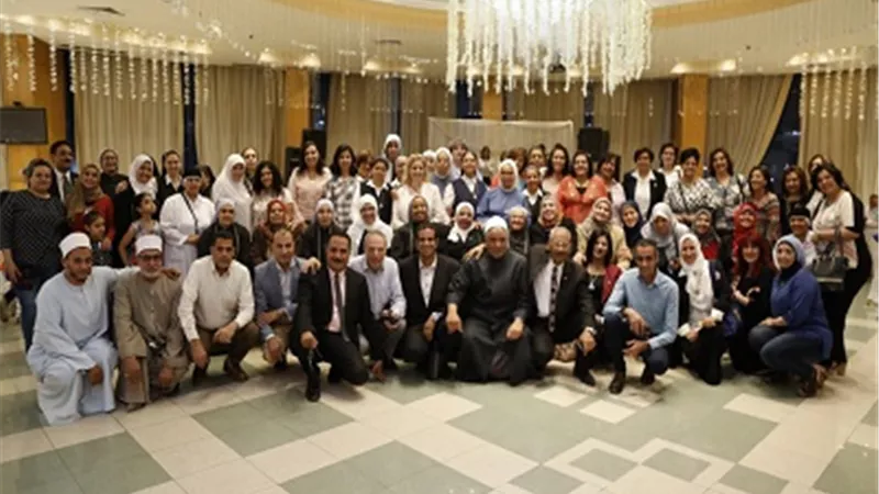 واعظات الاوقاف وراهبات الكنيسة فى افطار 