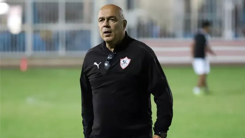 جروس يتلقى الكارت الأحمر من رئيس الزمالك بعد التعادل مع الإنتاج