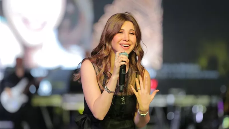 نانسي عجرم تشعل خيمة رمضانية بـ 