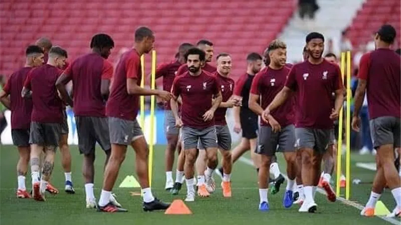 شاهد.. محمد صلاح يتألق في تدريبات ليفربول قبل نهائي أبطال أوروبا