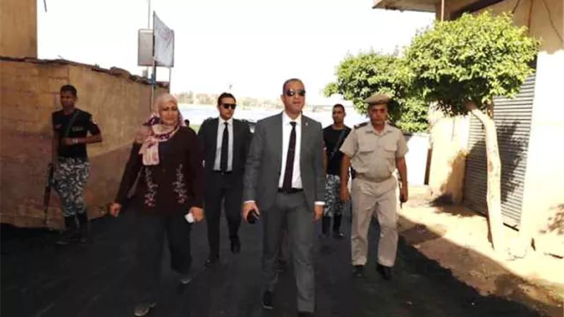 محافظ سوهاج يتفقد 
