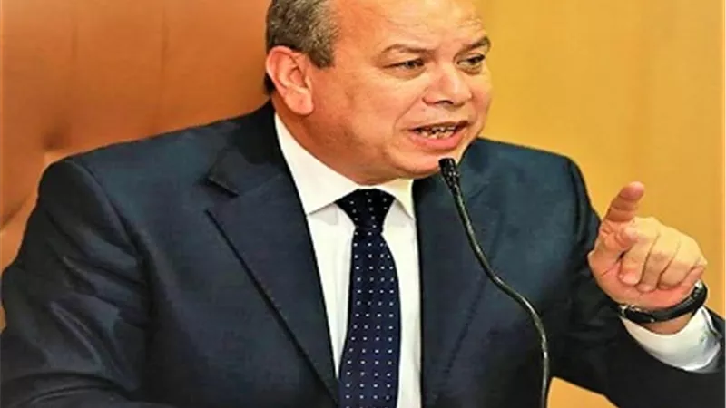 محافظ كفرالشيخ يحيل 17موظف بالإدارة الصحية بسيدي غازي للتحقيق