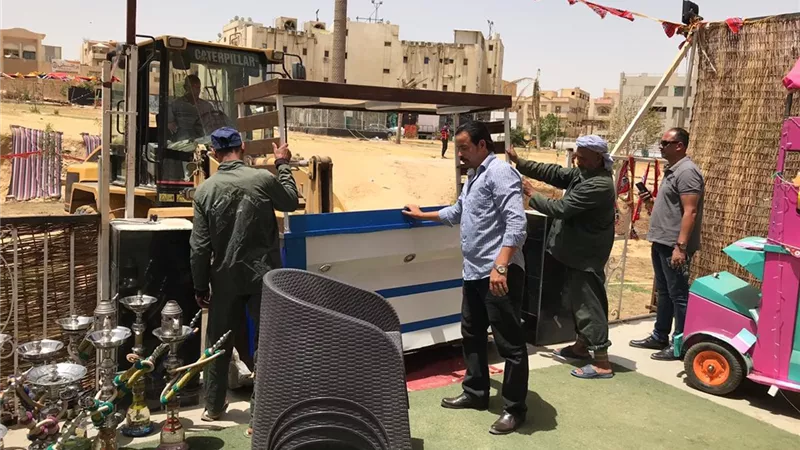 بالصور.. حملات مكبرة لإزالة الإشغالات والتعديات بالقاهرة الجديدة